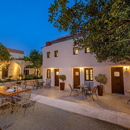 Sala Historical Luxury Suites Rhodes City Buitenkant foto