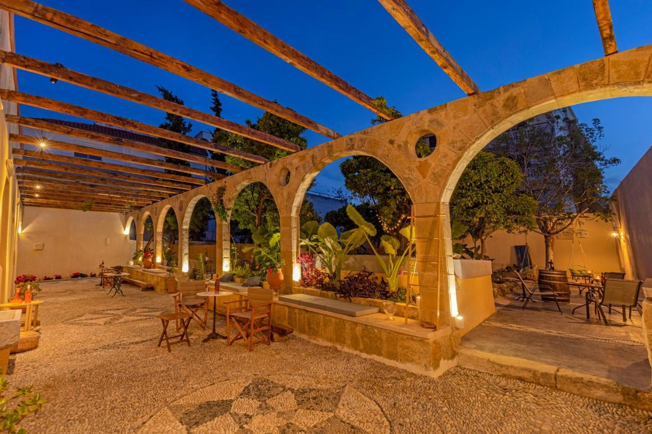 Sala Historical Luxury Suites Rhodes City Buitenkant foto