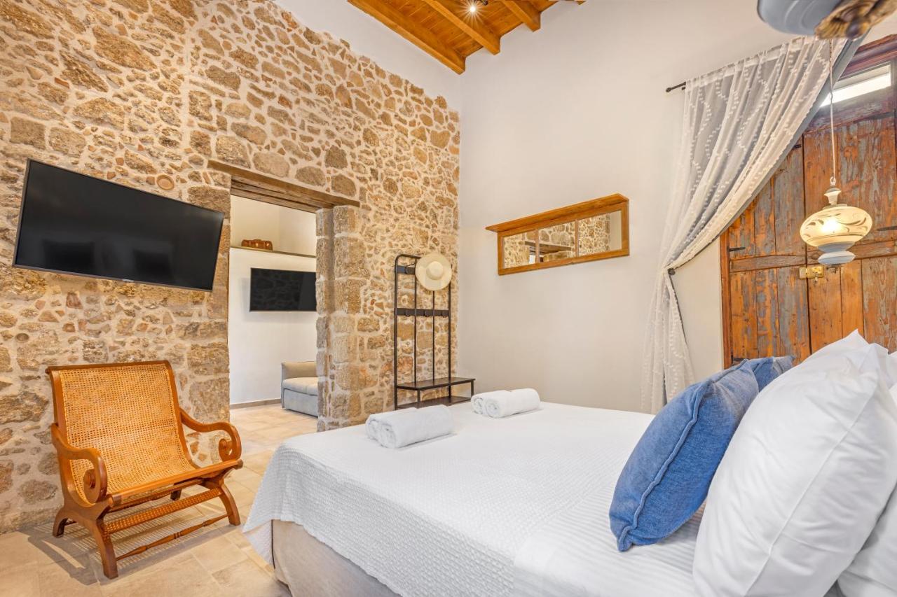 Sala Historical Luxury Suites Rhodes City Buitenkant foto