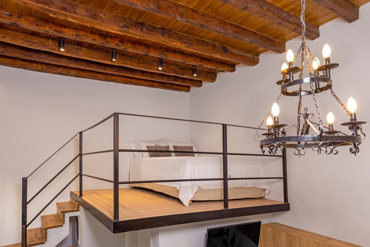 Sala Historical Luxury Suites Rhodes City Buitenkant foto