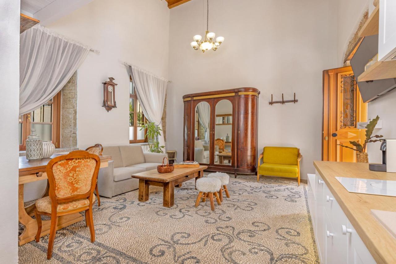 Sala Historical Luxury Suites Rhodes City Buitenkant foto