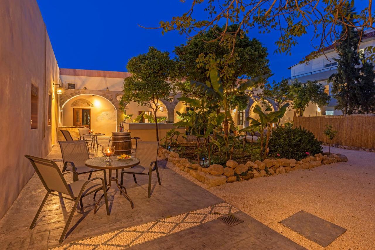 Sala Historical Luxury Suites Rhodes City Buitenkant foto