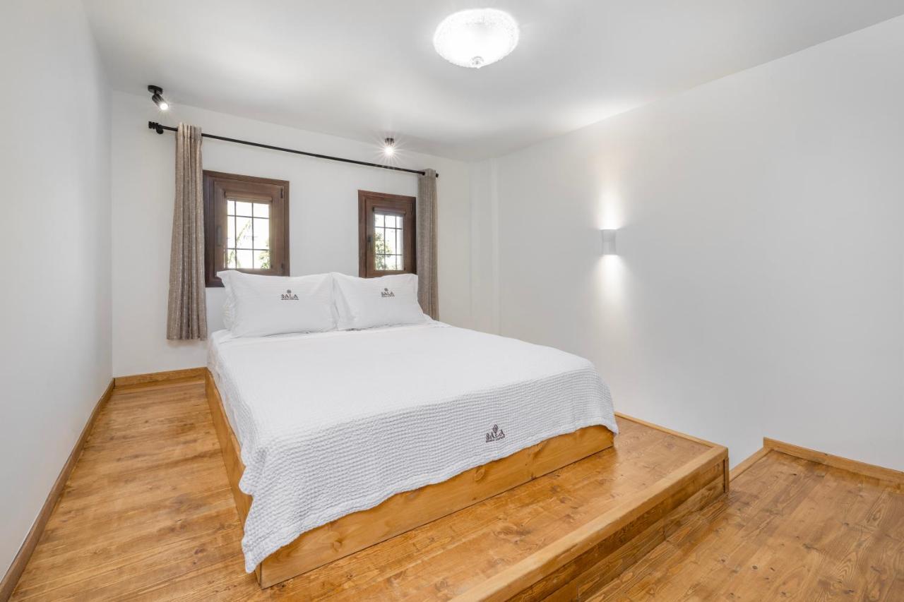 Sala Historical Luxury Suites Rhodes City Buitenkant foto