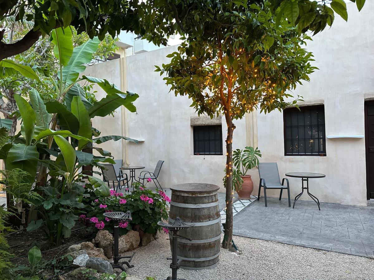 Sala Historical Luxury Suites Rhodes City Buitenkant foto